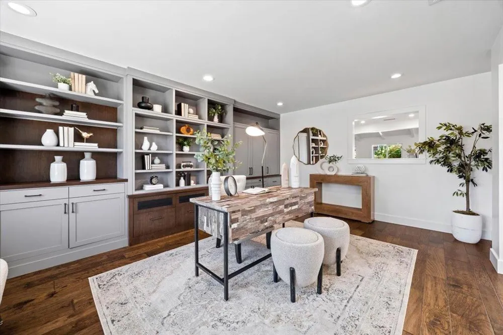 20319 Kirkmont Drive Saratoga, CA 95070