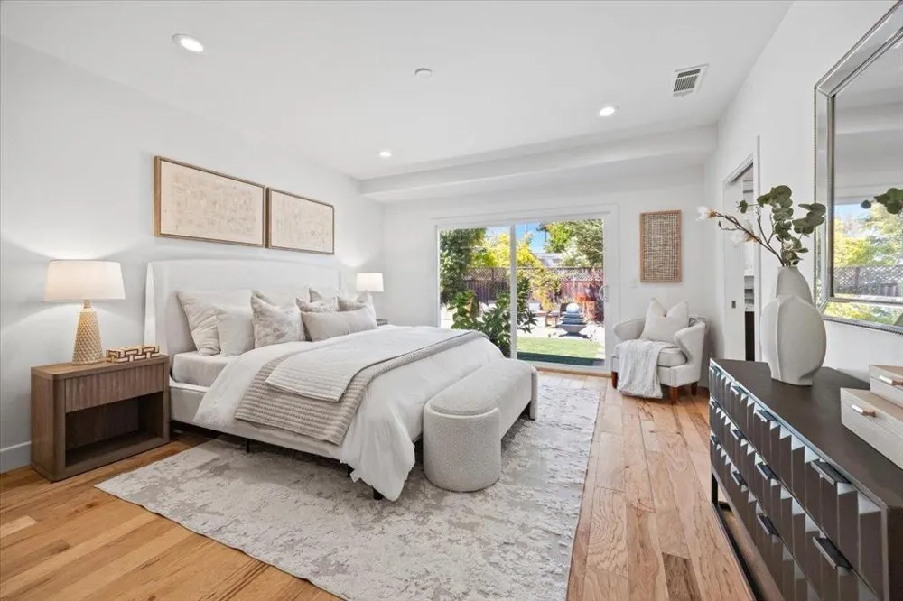 20319 Kirkmont Drive Saratoga, CA 95070