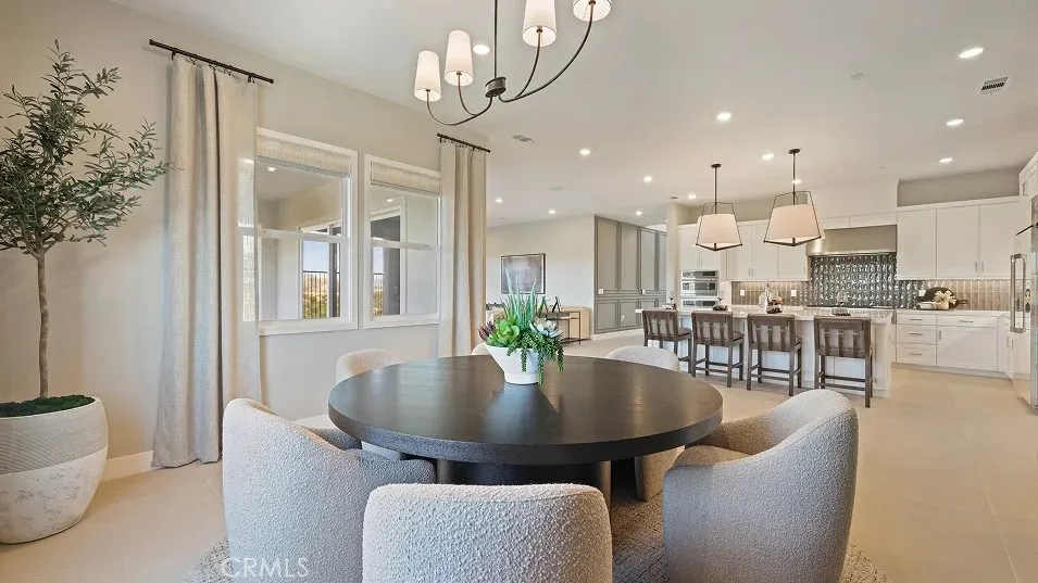 29762 Camino La Cumbre Valencia, CA 91354