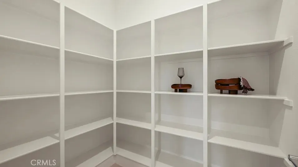 29762 Camino La Cumbre Valencia, CA 91354