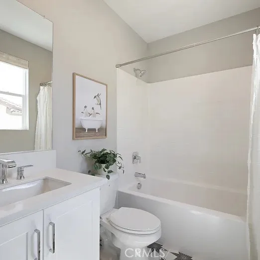 29762 Camino La Cumbre Valencia, CA 91354
