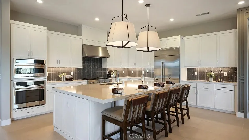 29762 Camino La Cumbre Valencia, CA 91354
