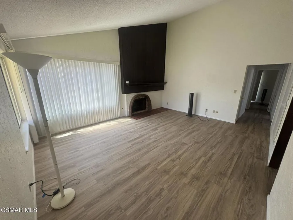 2687 Danton Place Simi Valley, CA 93065