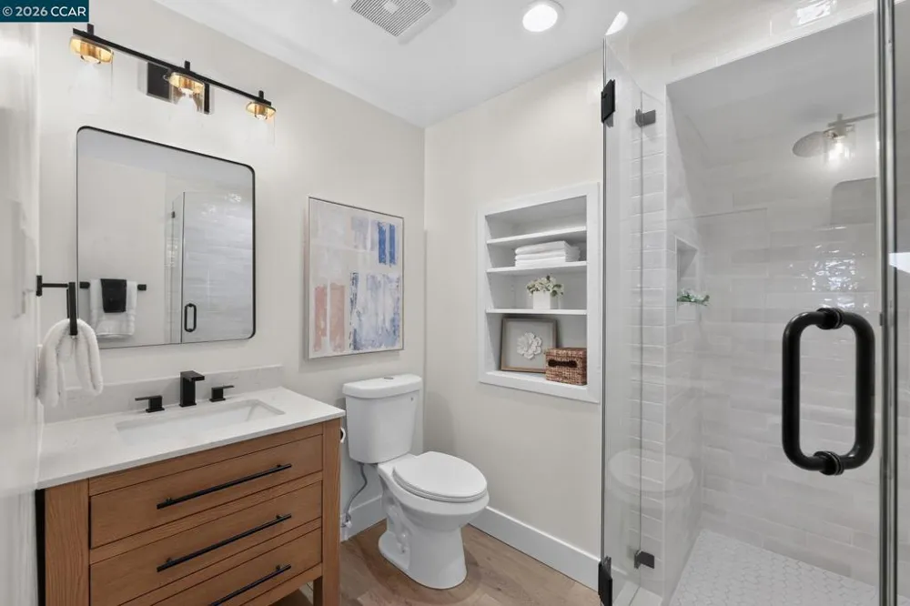 123 Oak Springs Drive San Anselmo, CA 94960