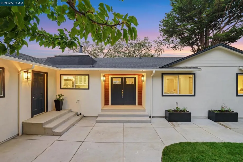 123 Oak Springs Drive San Anselmo, CA 94960