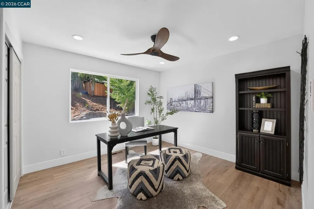 123 Oak Springs Drive San Anselmo, CA 94960