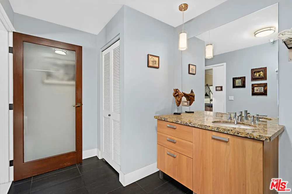 460 S Spring Street #1217 Los Angeles, CA 90013