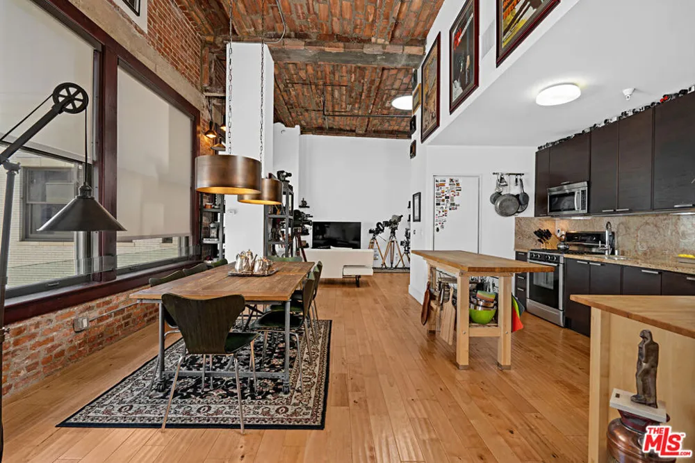 460 S Spring Street #1217 Los Angeles, CA 90013