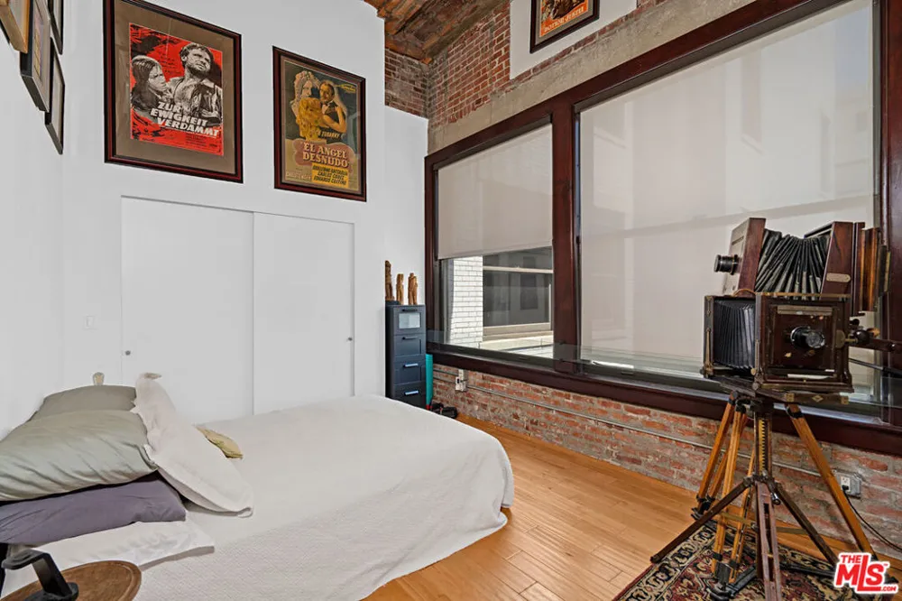 460 S Spring Street #1217 Los Angeles, CA 90013