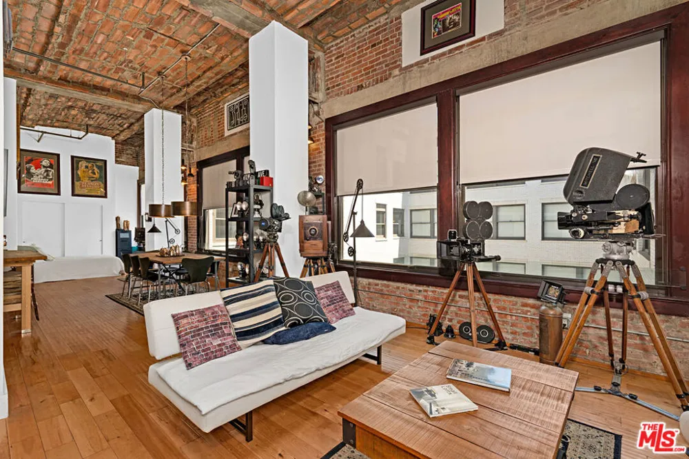 460 S Spring Street #1217 Los Angeles, CA 90013