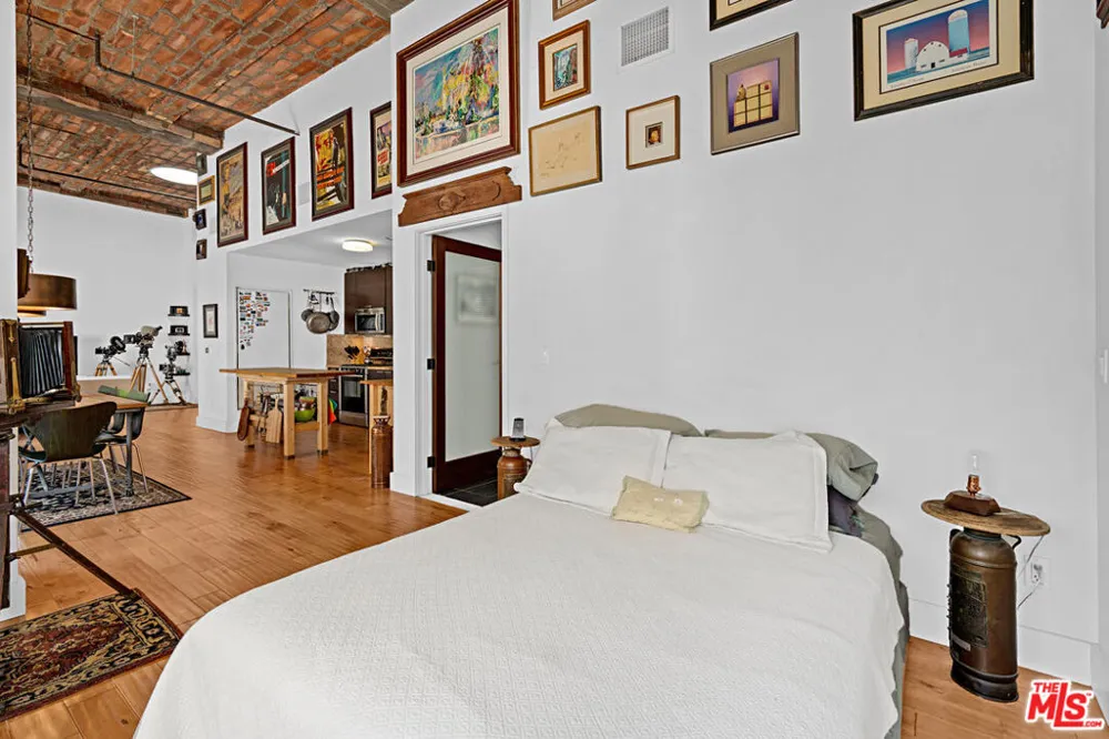460 S Spring Street #1217 Los Angeles, CA 90013
