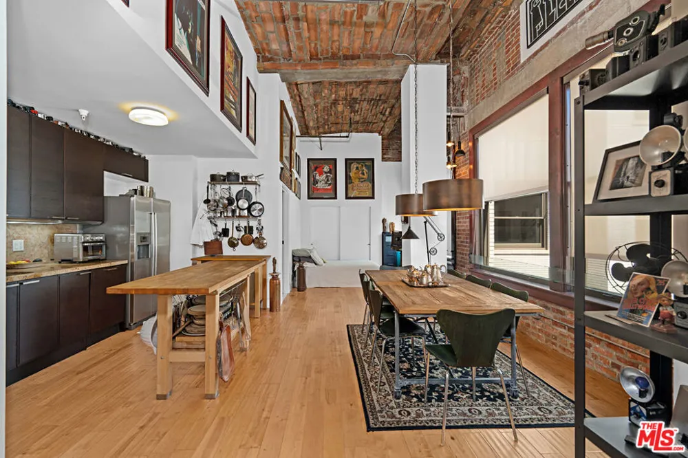 460 S Spring Street #1217 Los Angeles, CA 90013