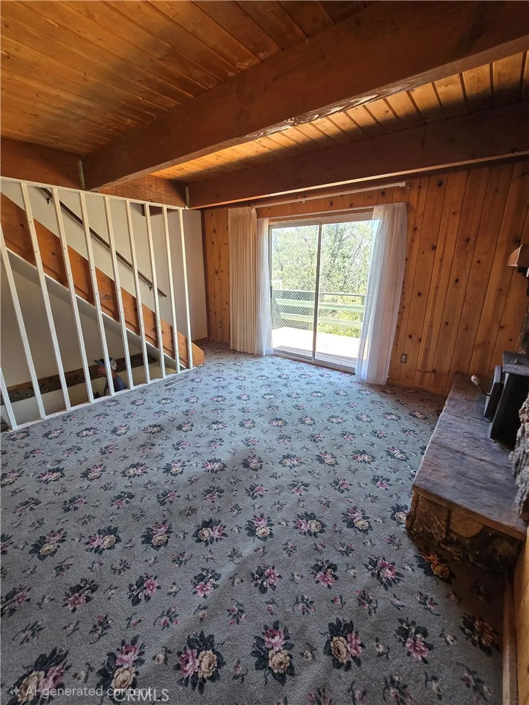 33460 Lakeview Dr Running Springs, CA 92382
