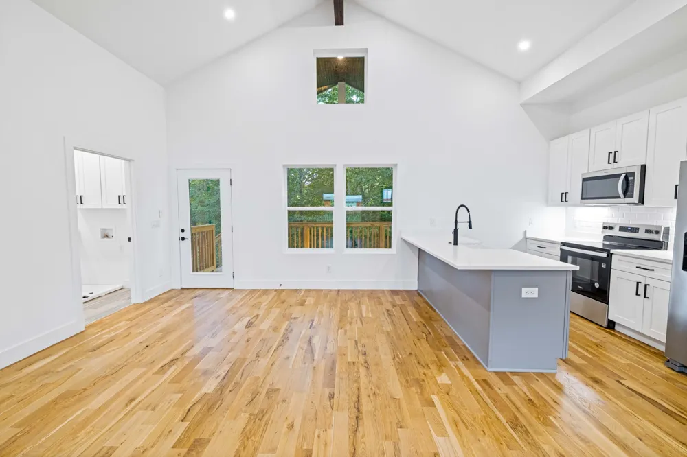 84 Devils Backbone Ln Manchester, TN 37355