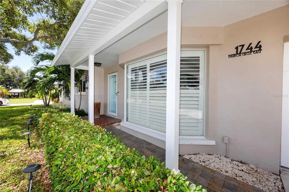 1744 HARBOR CIRCLE E Largo, FL 33770