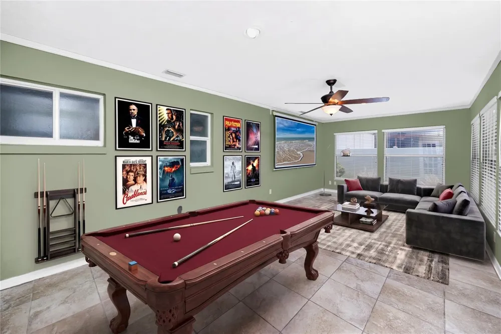 1744 HARBOR CIRCLE E Largo, FL 33770