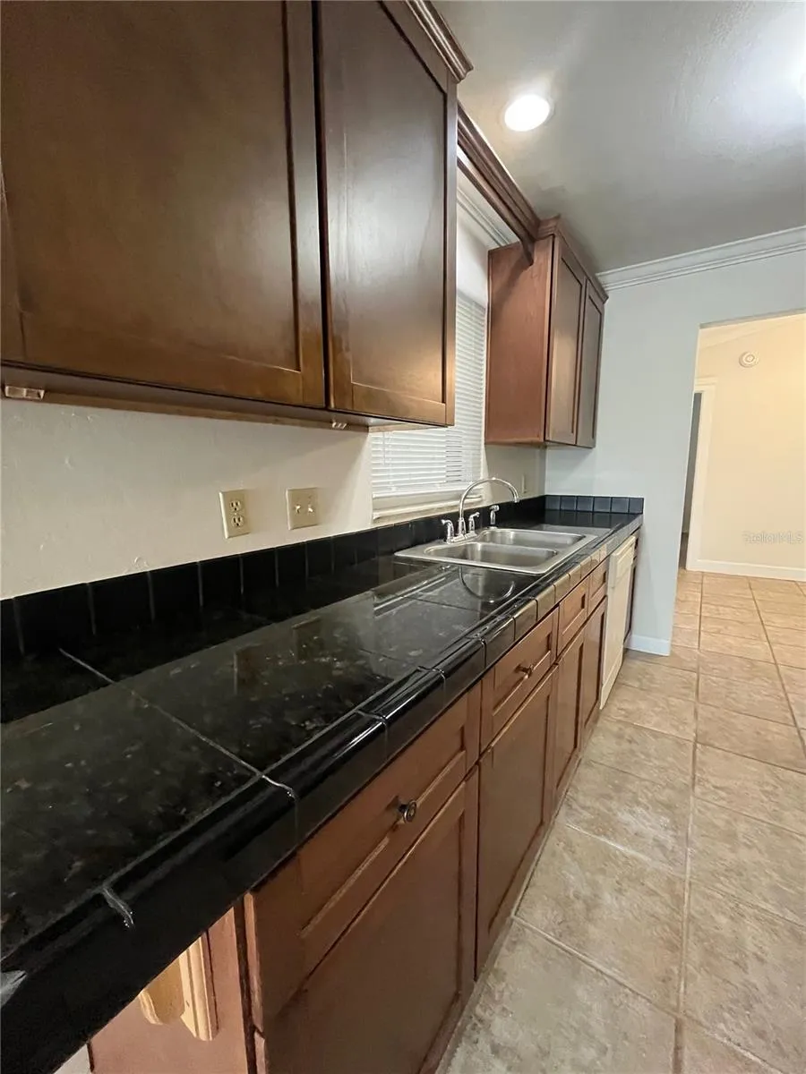 3222 HAMMERSMITH ROAD Orlando, FL 32818