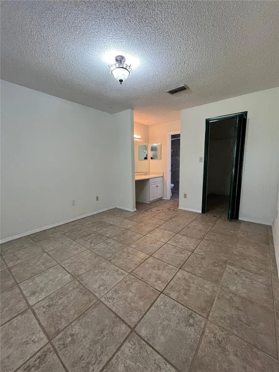 3222 HAMMERSMITH ROAD Orlando, FL 32818