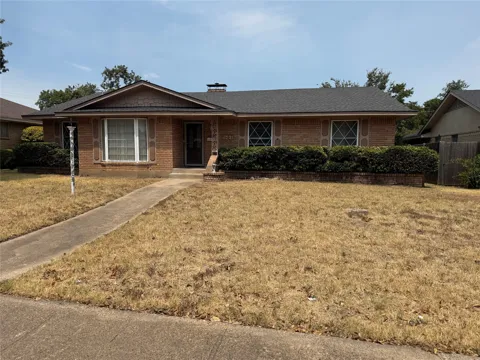 1531 Brook Valley Lane