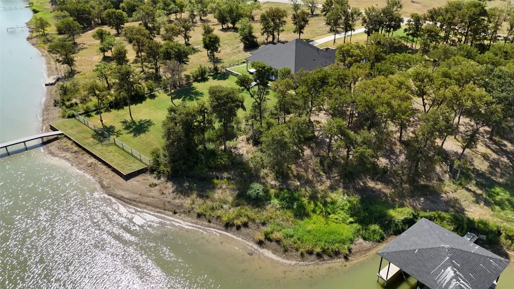 Diamond Point Drive Corsicana, TX 75109