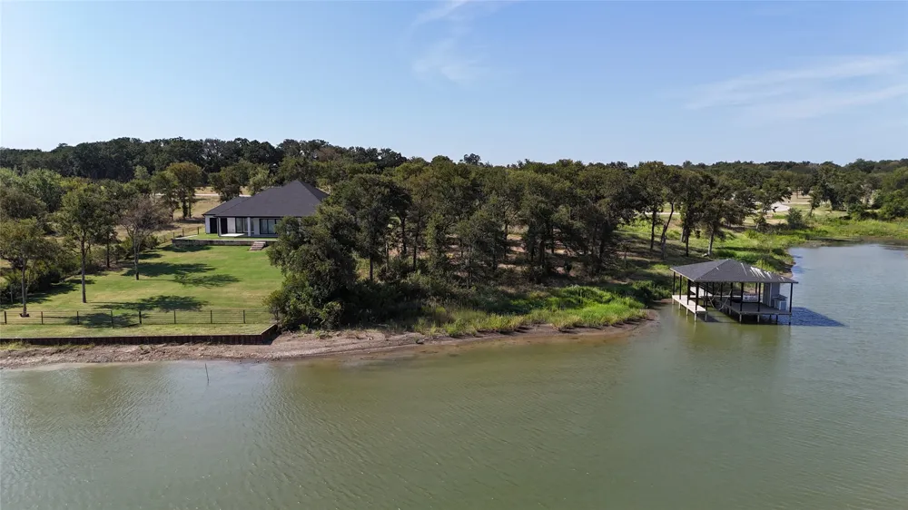 Diamond Point Drive Corsicana, TX 75109