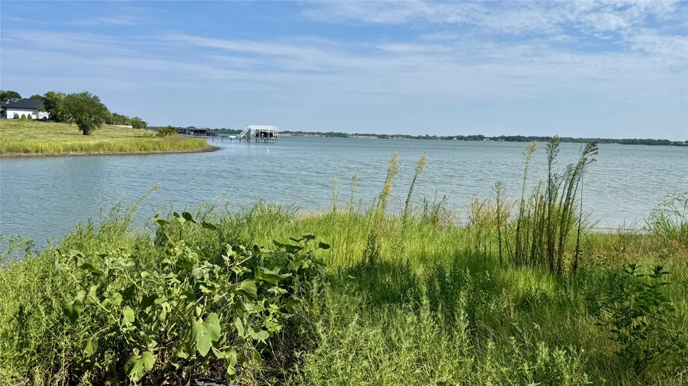Diamond Point Drive Corsicana, TX 75109