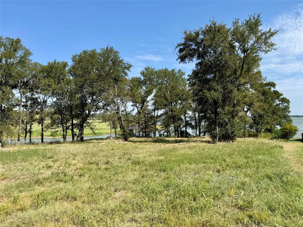 Diamond Point Drive Corsicana, TX 75109