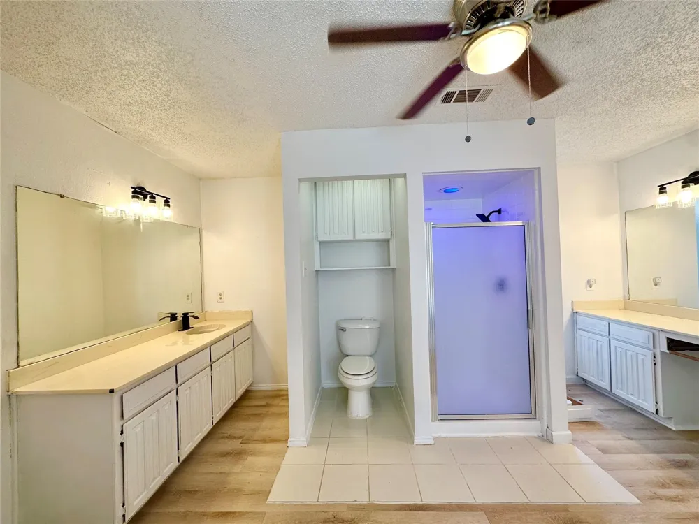 807 Fondren Drive Arlington, TX 76001