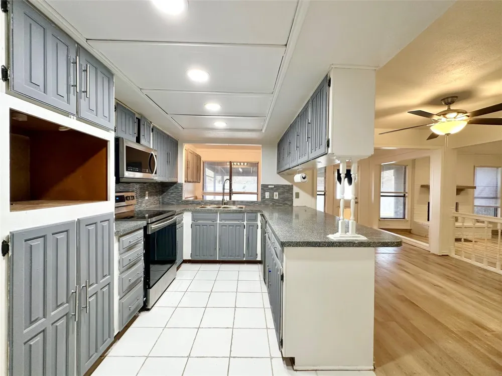 807 Fondren Drive Arlington, TX 76001