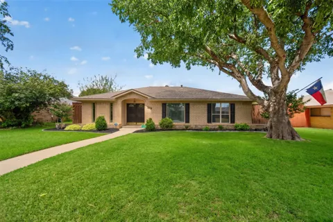1619 University Drive