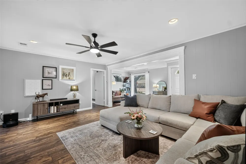 1619 University Drive Richardson, TX 75081