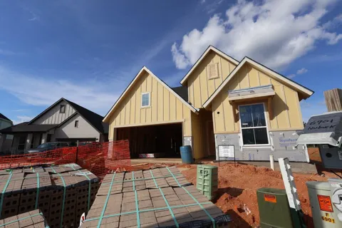 6901 Nubuck Drive
