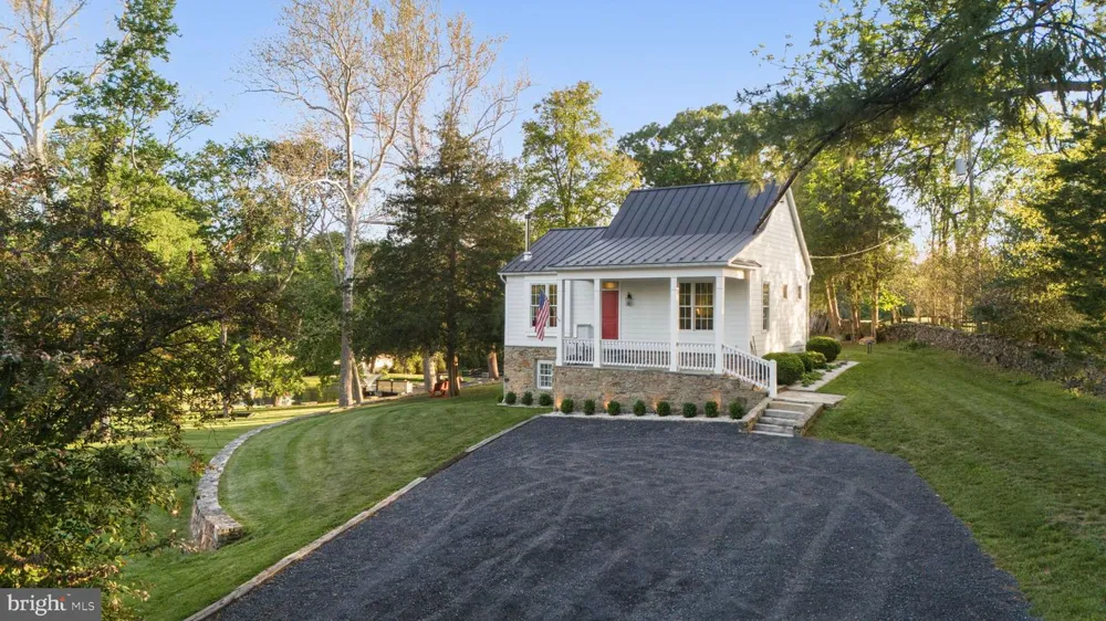 23375 POTTS MILL ROAD Middleburg, VA 20117