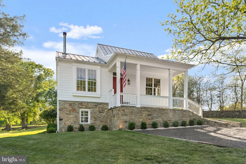 23375 POTTS MILL ROAD Middleburg, VA 20117