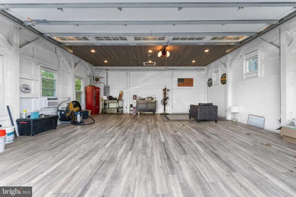 23375 POTTS MILL ROAD Middleburg, VA 20117