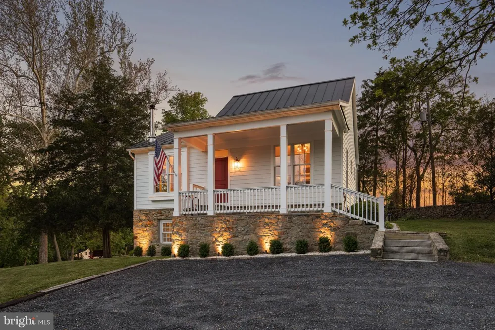 23375 POTTS MILL ROAD Middleburg, VA 20117