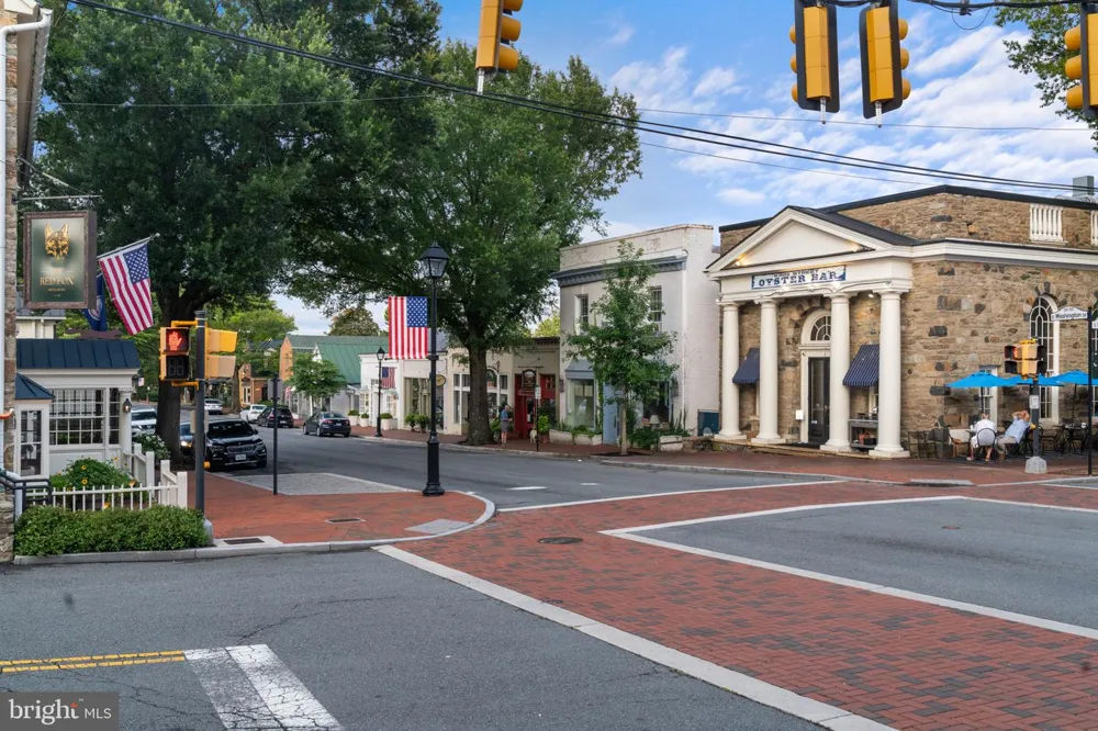 23375 POTTS MILL ROAD Middleburg, VA 20117