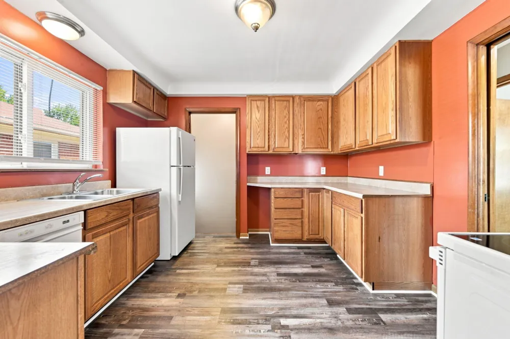 11386 Hemingway Street Redford, MI 48239