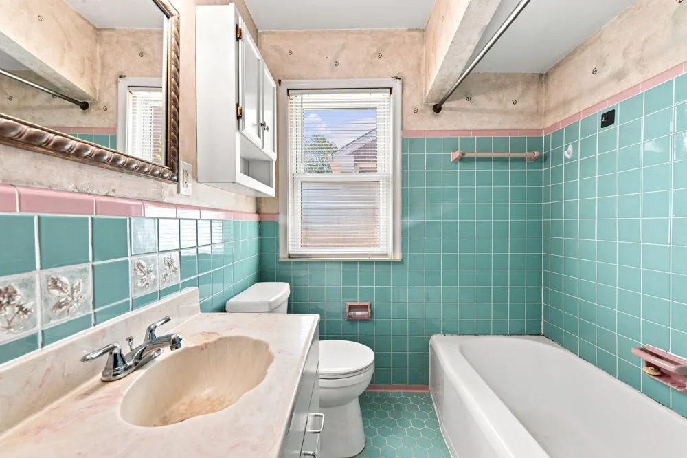 11386 Hemingway Street Redford, MI 48239