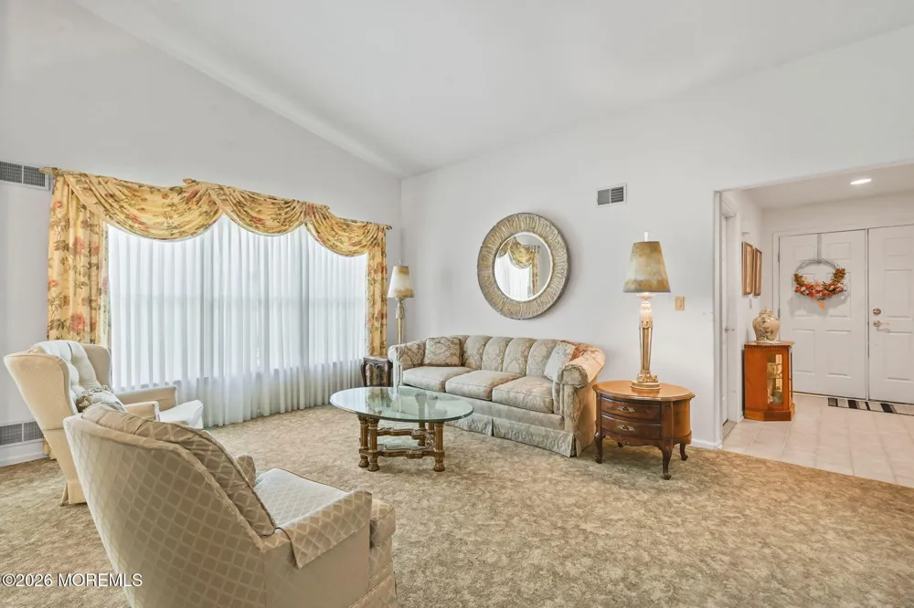 513 Waterford Drive Manchester, NJ 08759