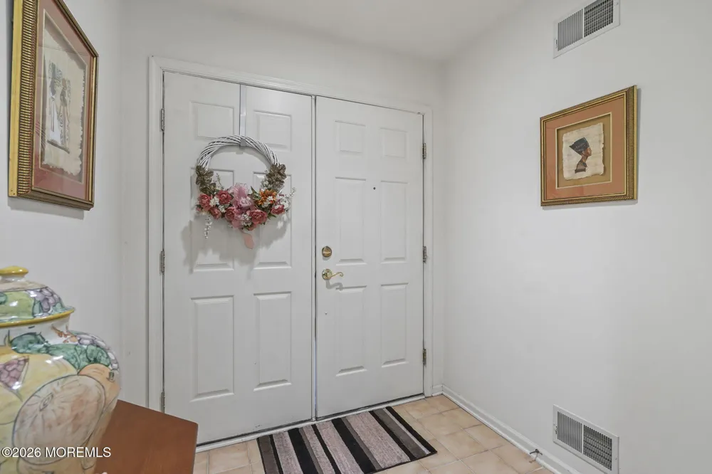 513 Waterford Drive Manchester, NJ 08759