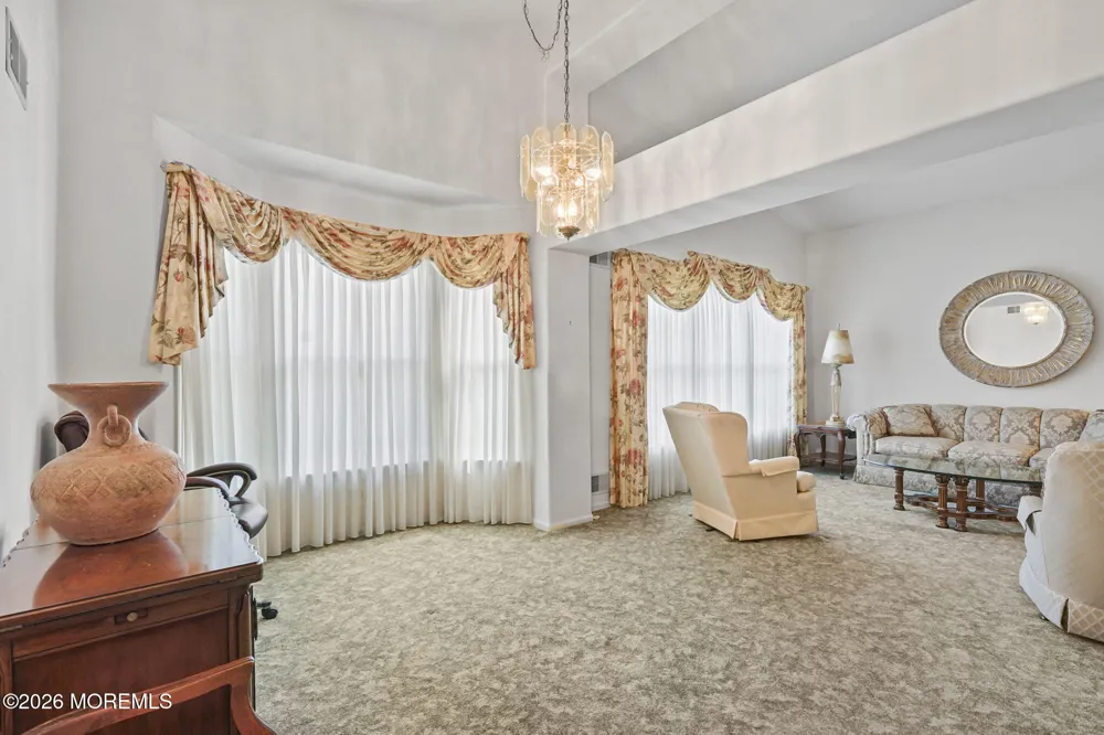 513 Waterford Drive Manchester, NJ 08759