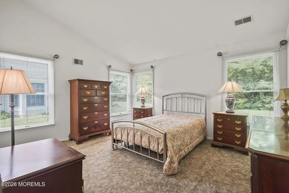513 Waterford Drive Manchester, NJ 08759