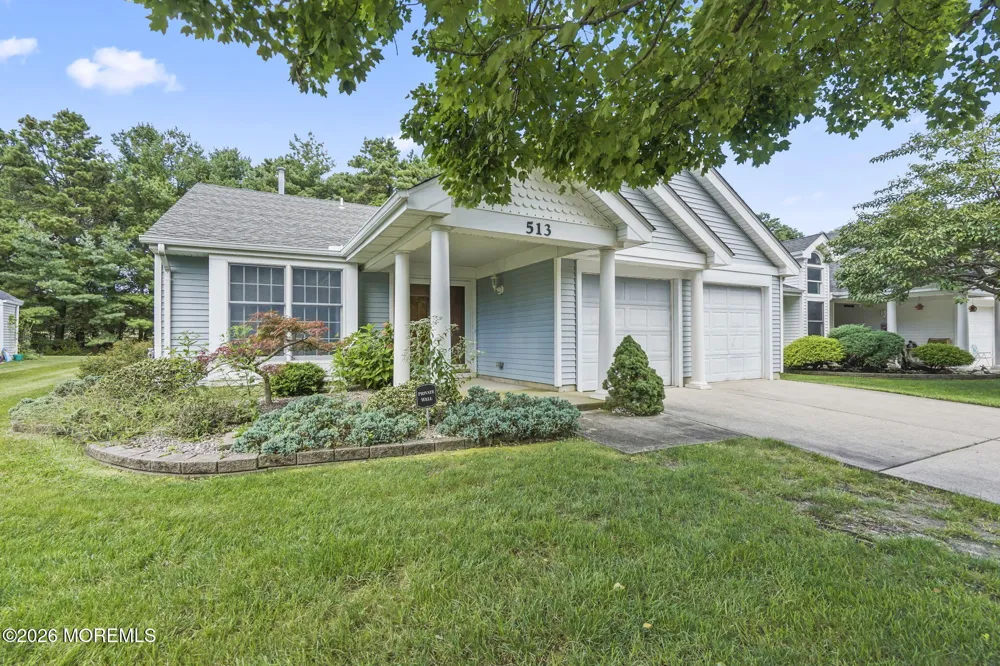 513 Waterford Drive Manchester, NJ 08759