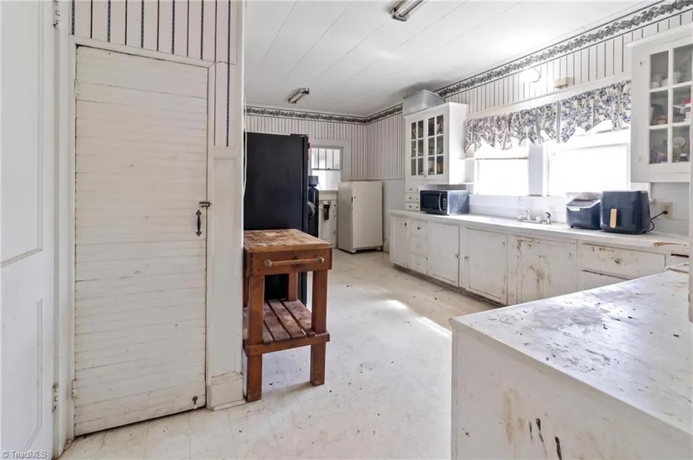 4345 Folger Road Julian, NC 27283