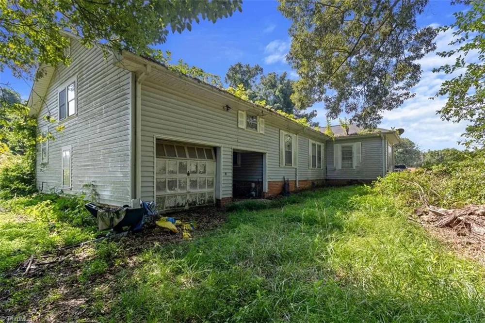 4345 Folger Road Julian, NC 27283