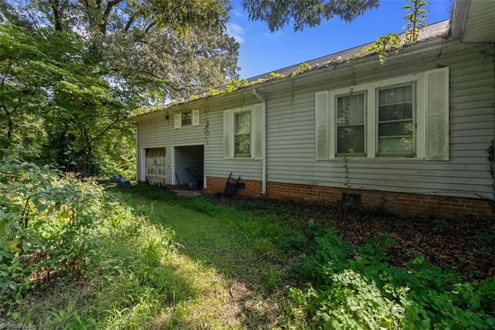 4345 Folger Road Julian, NC 27283