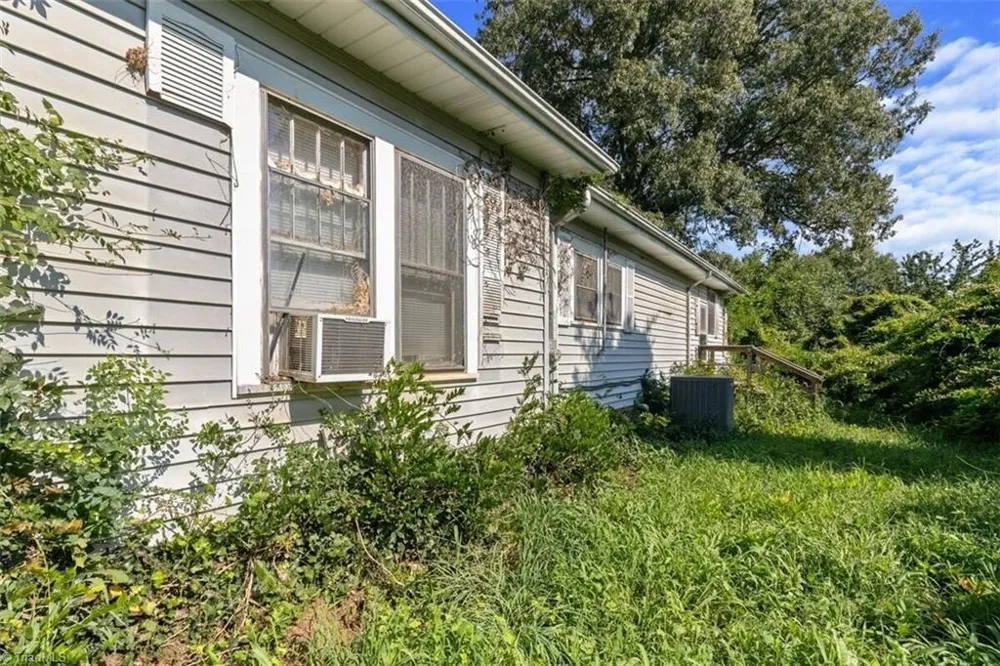 4345 Folger Road Julian, NC 27283
