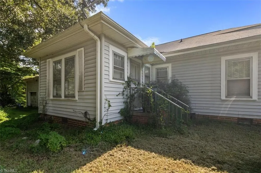 4345 Folger Road Julian, NC 27283