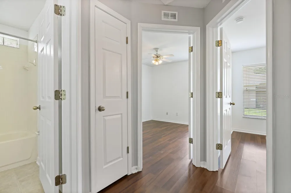 7408 OXFORD GARDEN CIRCLE Apollo Beach, FL 33572